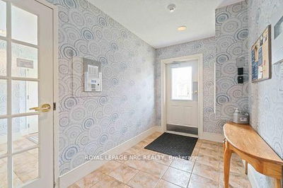 Unit 203 — 4090 John Charles Blvd, Lincoln - Lincoln-Jordan/Vineland image-0-3