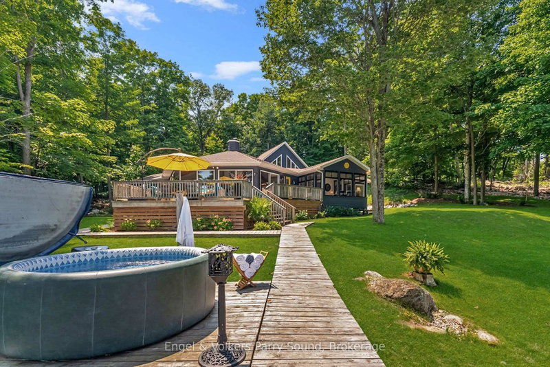 20 Horse Island, Carling