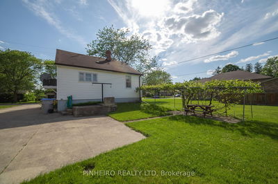 22566 Adelaide St, Strathroy-Caradoc - Mount Brydges image-0-4