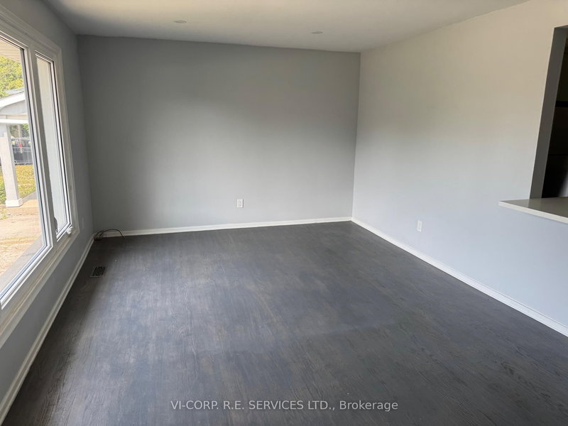 89 Greeningdon Dr, Hamilton, L9A 3A8 | Image 3