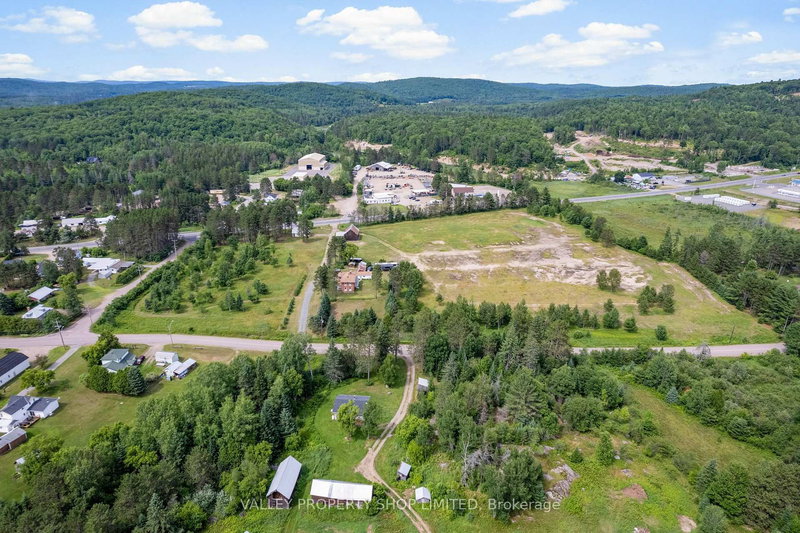 19303 Highway 60 Highway, Barry's Bay, K0J 1B0 | Image 2