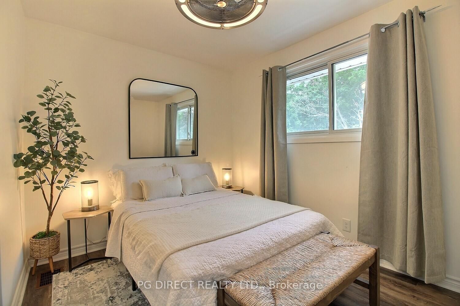 Detached House for sale at 13 Parkside Drive, Quinte West, Ontario, K8V 5L6 - Trenton Ward - MLS: X12265273