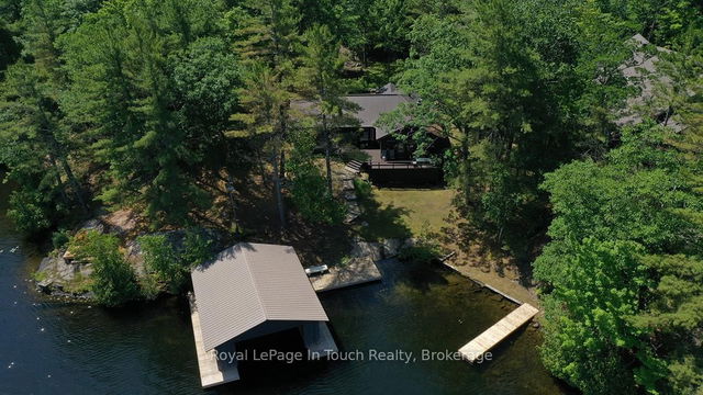 211 Pickerel Point Road
