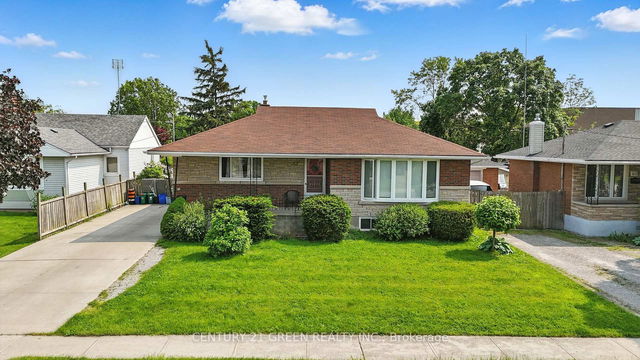42 Bloomfield Avenue