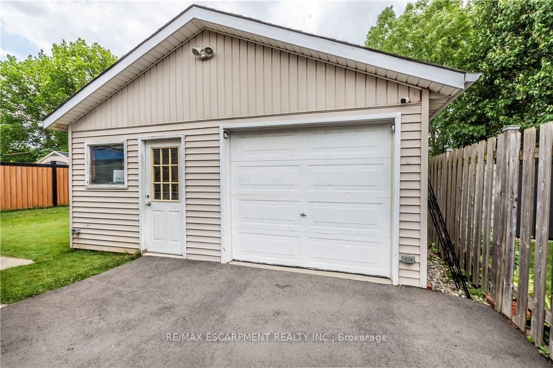 Listing Image 29