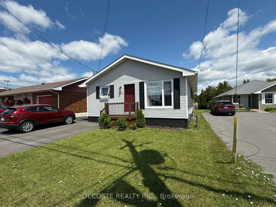 273 Main St, North Glengarry - Alexandria image-0-1