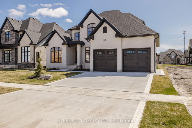 877 Eagletrace Drive W W