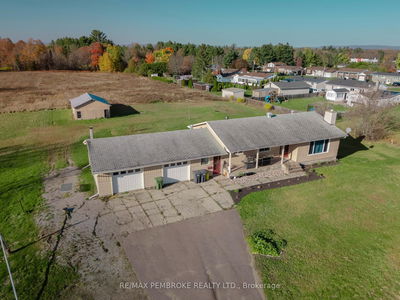 148 Forest Lea Rd, Pembroke - Laurentian Valley