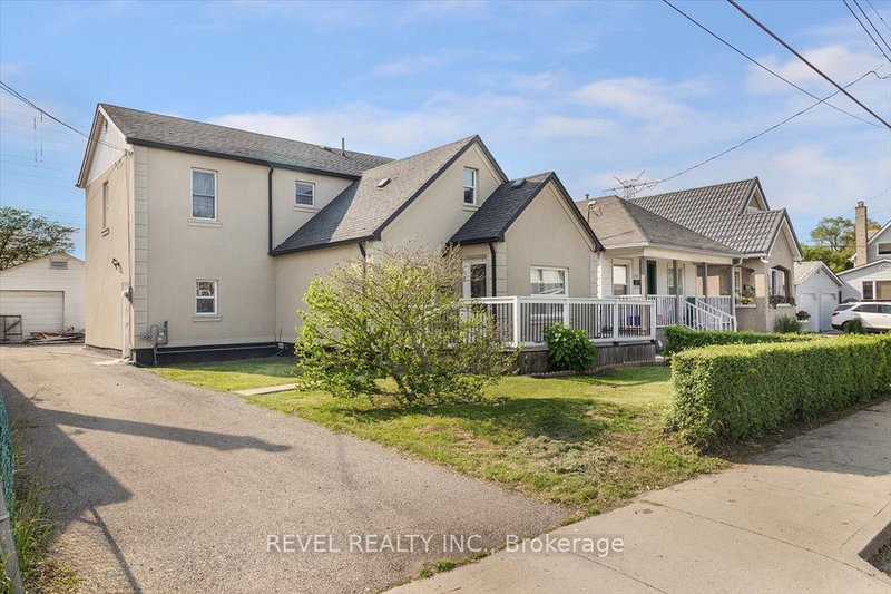 233 Normanhurst Ave, Hamilton, L8H 5N1 | Image 2