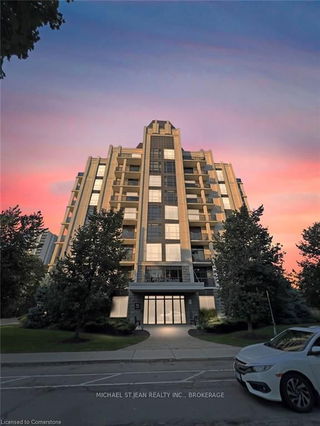 801 - 90 Charlton Avenue W