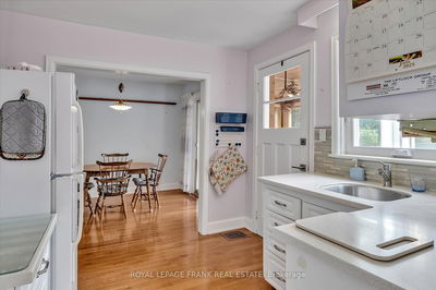 812 Schneider Pl, Peterborough North - 1 South image-0-4
