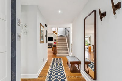 688 Thicket Way, Orleans - Fallingbrook/Gardenway South image-0-3