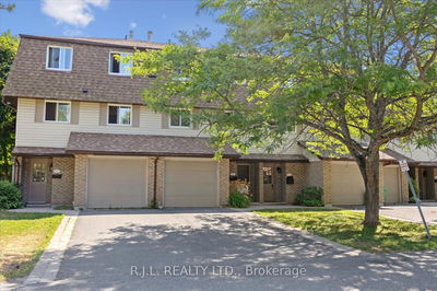 Unit 26 — 30 Champlain Cres, Peterborough North - 1 University Heights