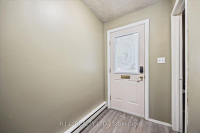 Unit 26 — 30 Champlain Cres, Peterborough North - 1 University Heights image-0-3