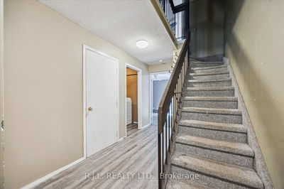 Unit 26 — 30 Champlain Cres, Peterborough North - 1 University Heights image-0-4