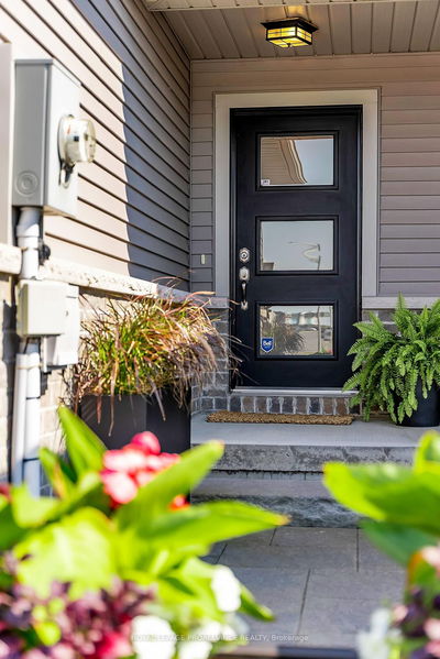 27 Ridgeway Pl, Belleville - Belleville Ward image-0-2