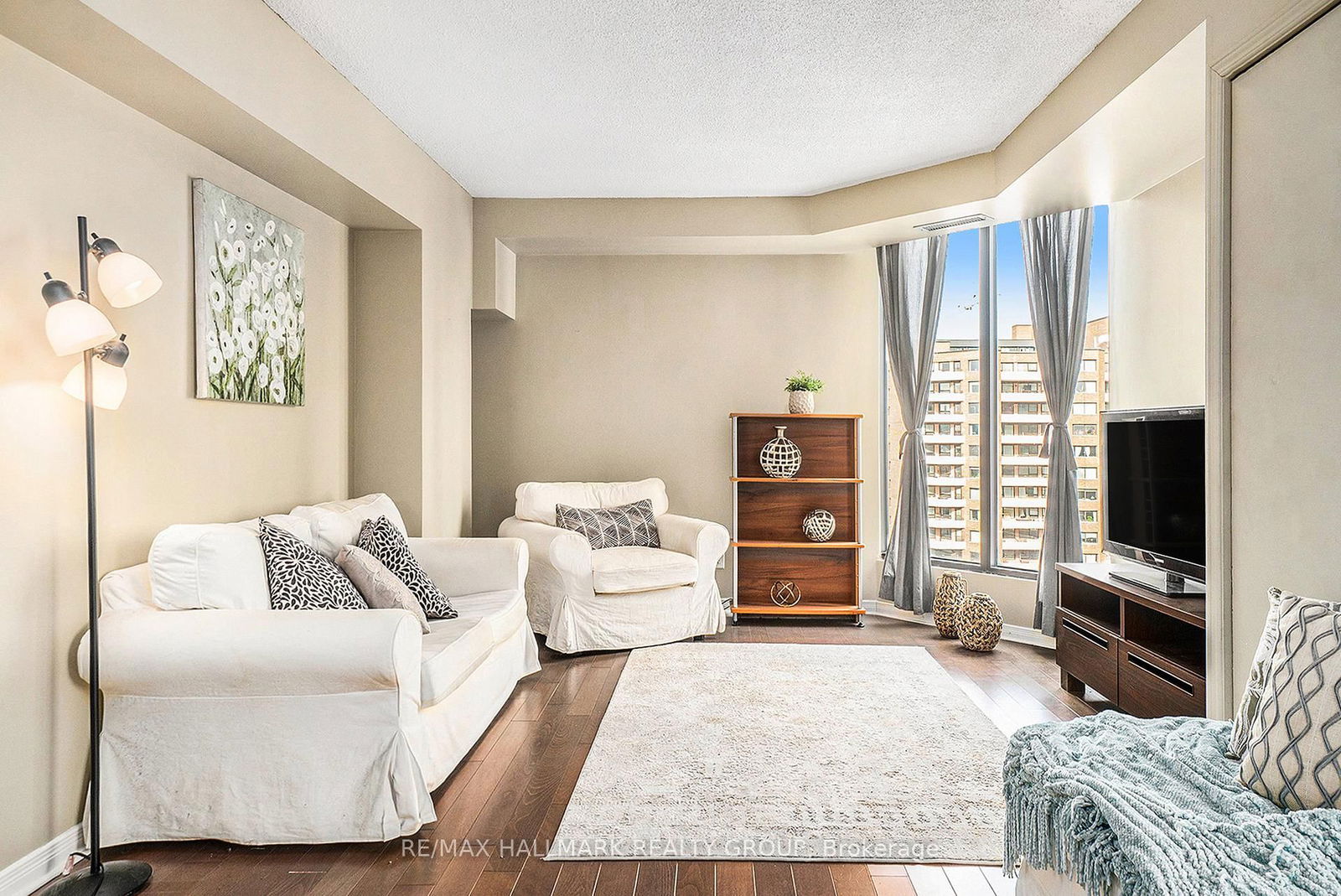 Condo for sale at 1102-200 Bay Street, Ottawa, Ontario, K1R 7W8 - Ottawa Centre - MLS: X12270531