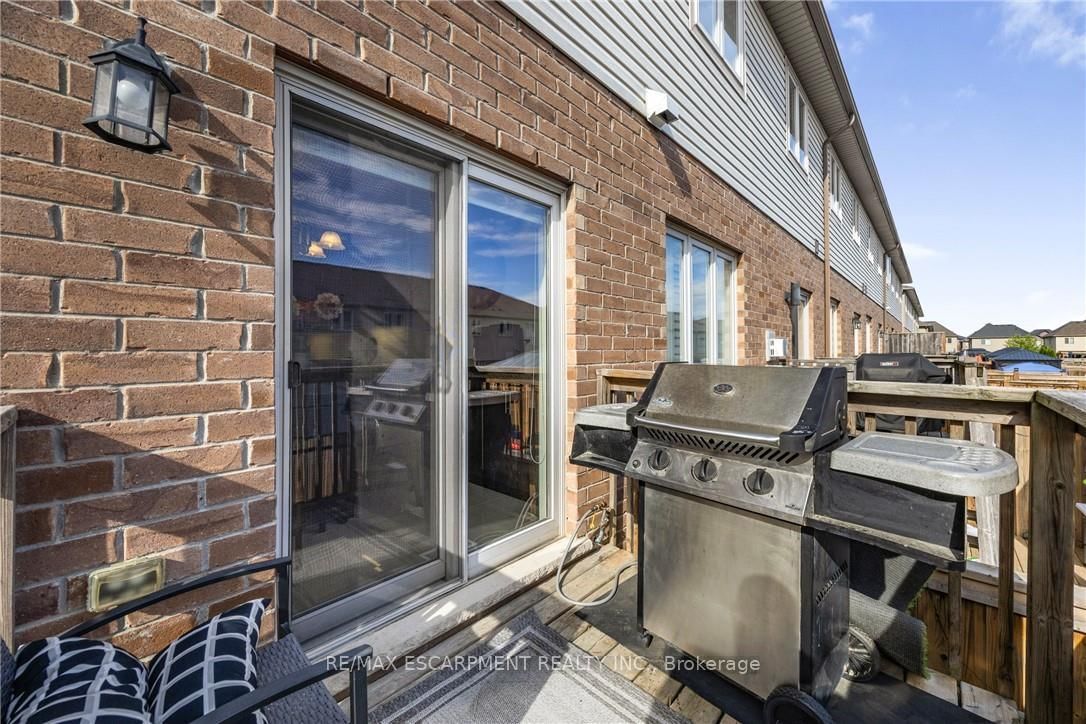 Listing Image 40