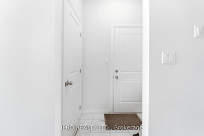 162 Dempsey Dr, Stratford - Stratford image-0-2