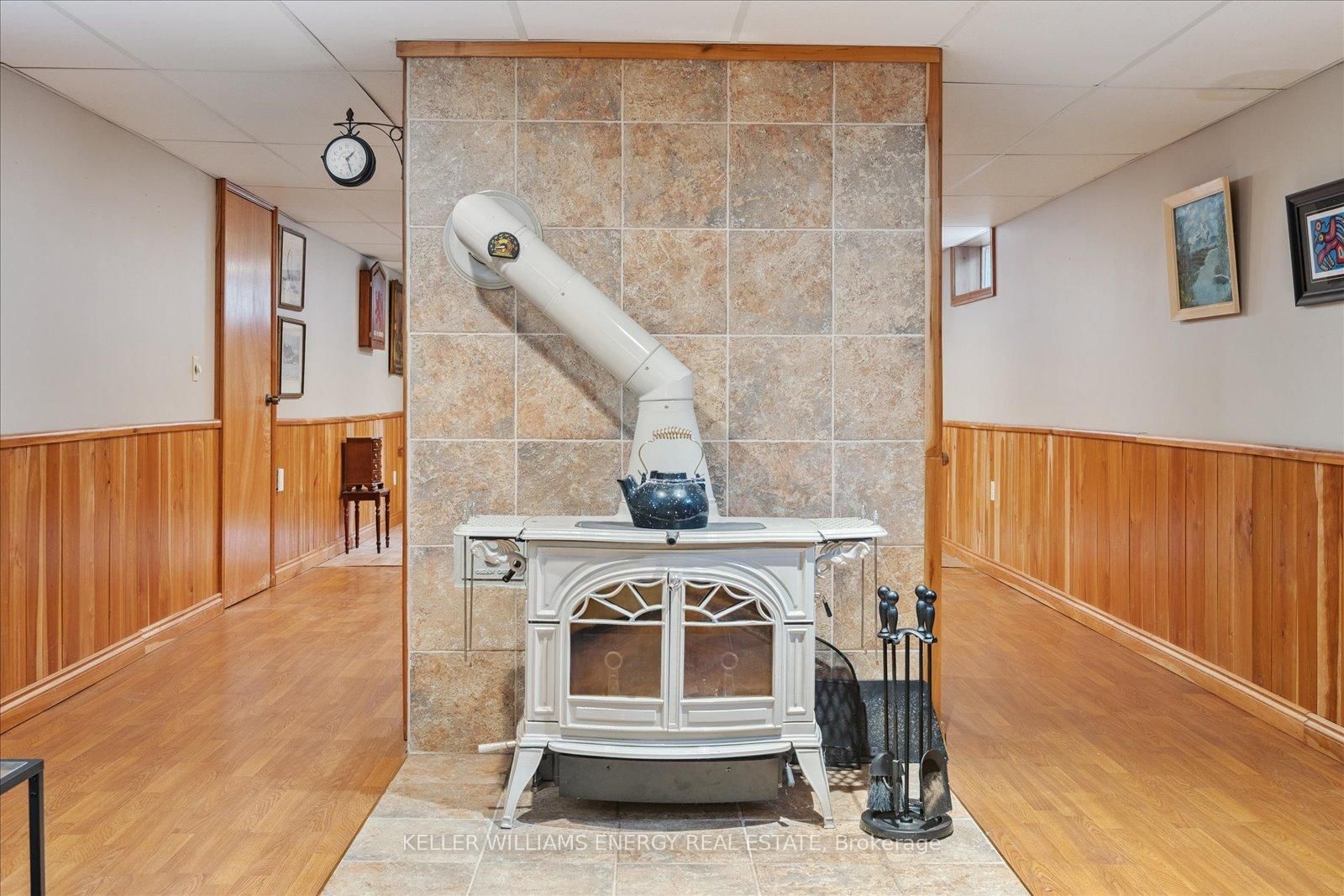 Listing Image 30