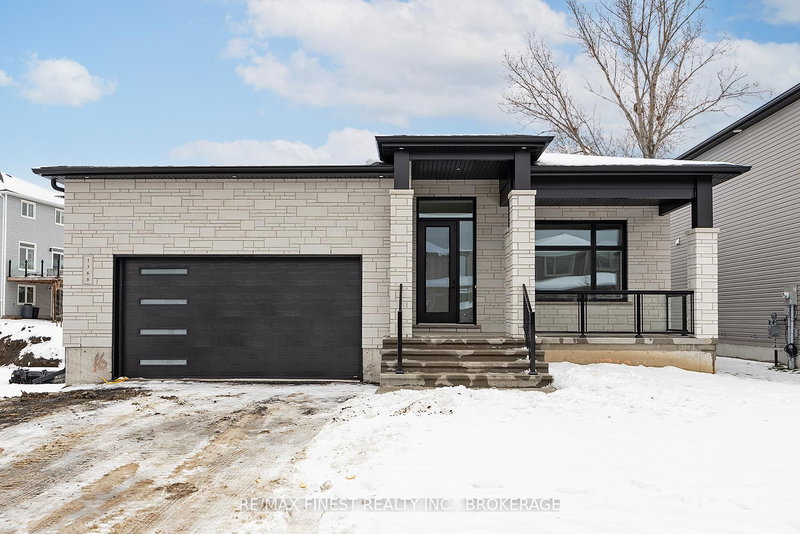 1368 Woodfield Cres, Kingston, K7P 0T3 | Image 2