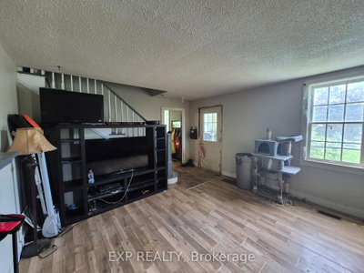 27 Tammy Trail — more photos