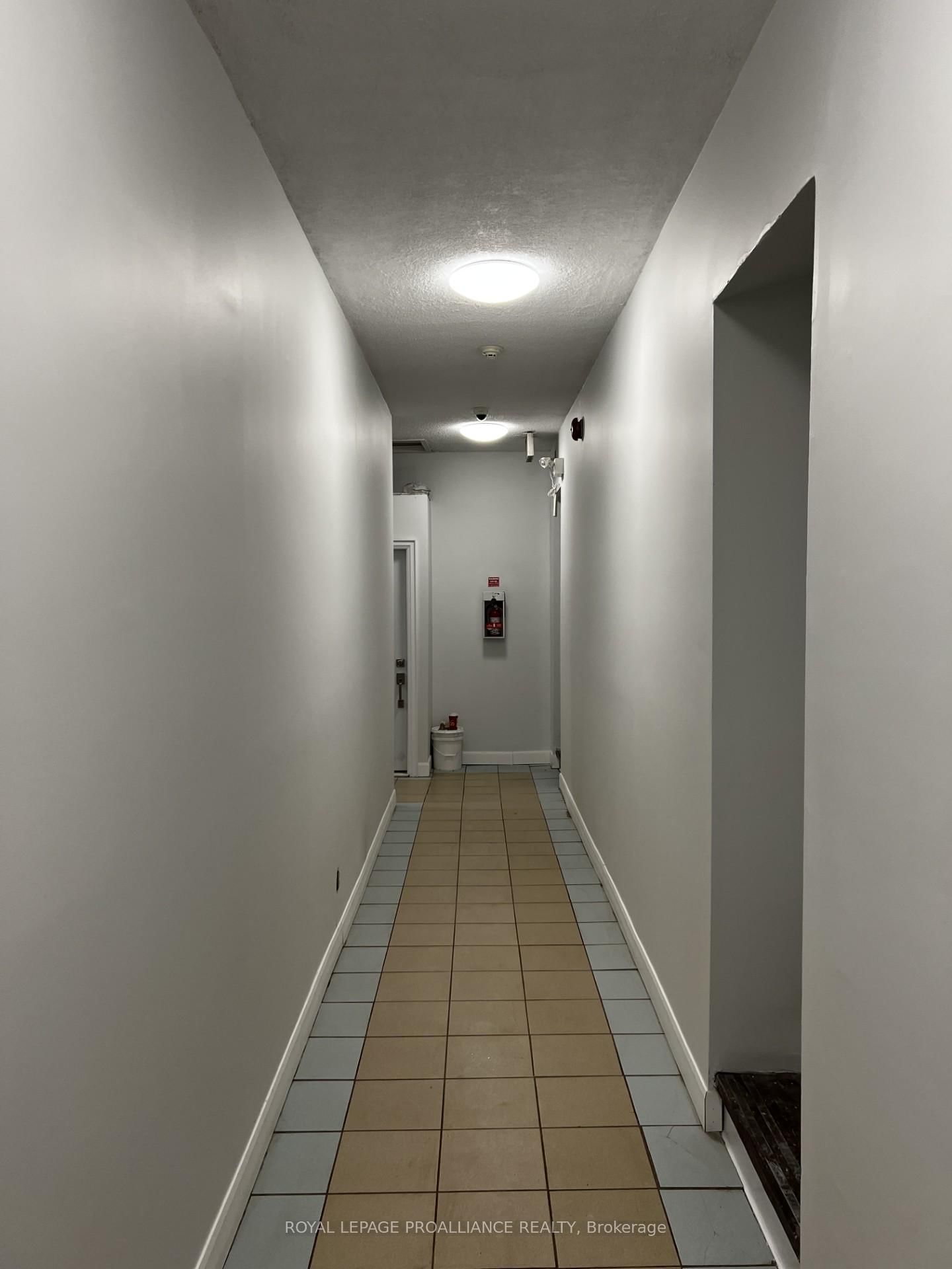 145 Pinnacle Street, Unit 4 - Photo 24