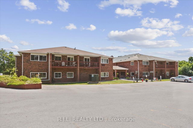 101 - 475 Parkhill Road W