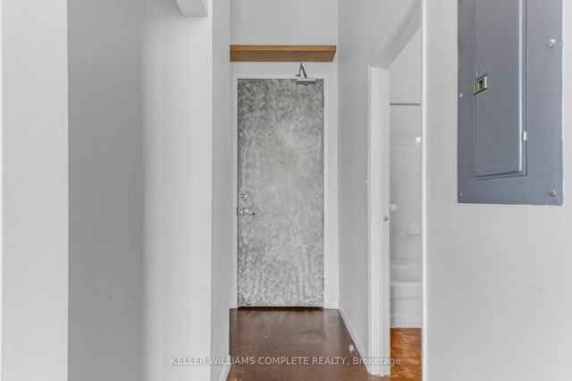 402 - 11 Rebecca Street