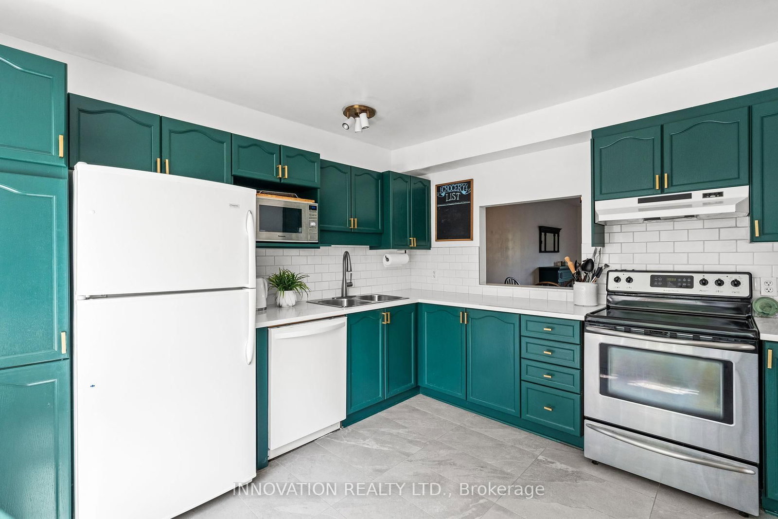 Listing Image 7