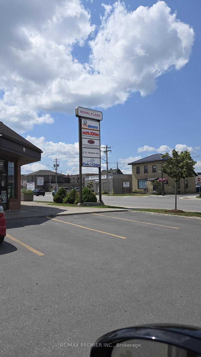 3 - 17 Russell St W, Kawartha Lakes, K9V 2W5 | Image 2