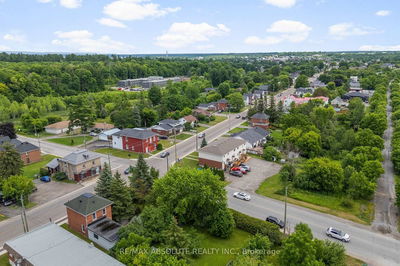 8 River Rd, Arnprior - Mcnab/Braeside Twps image-0-4