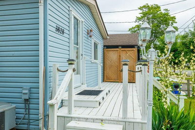 3828 Roxborough Ave, Fort Erie - Crystal Beach image-0-3