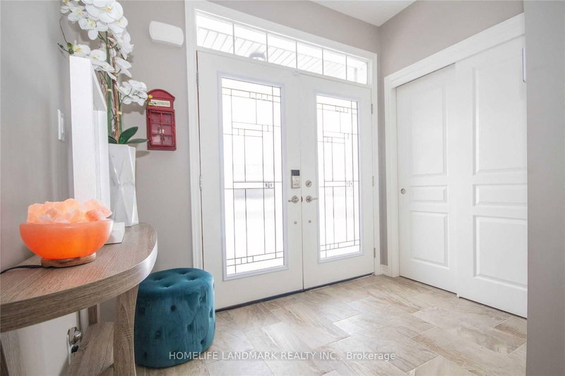 70 Spruce Cres, Welland, L3C 0C6 | Image 3