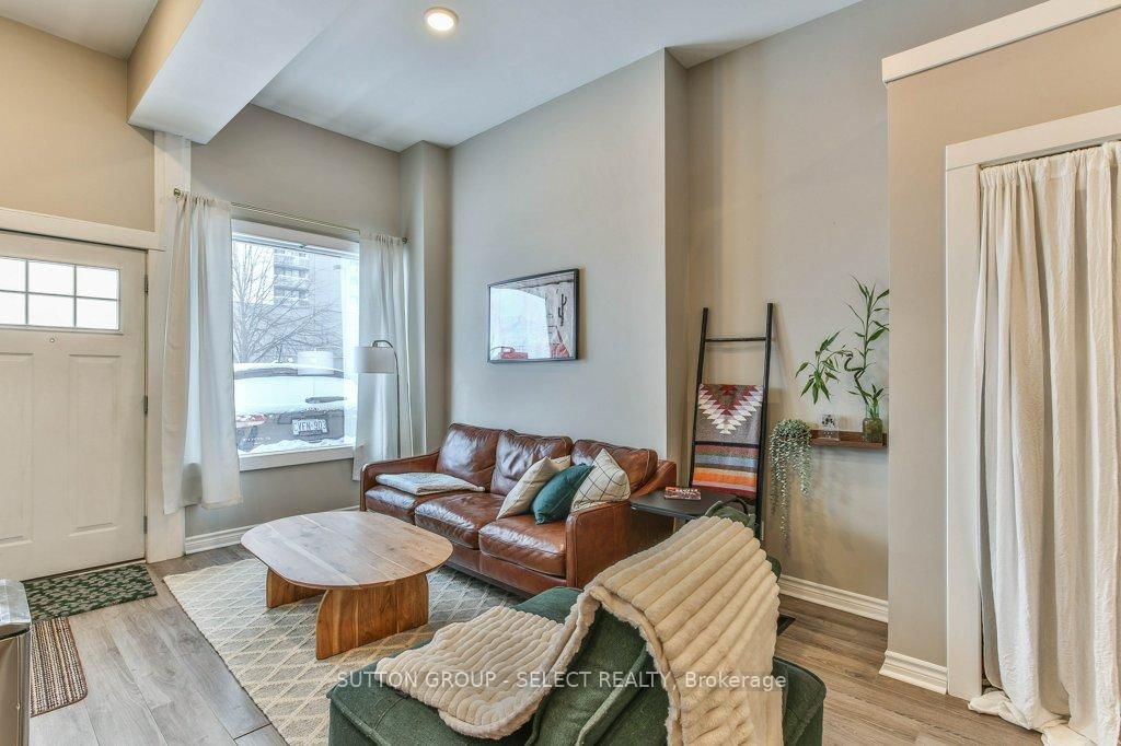330 BURWELL Street • London East, ON photo 24