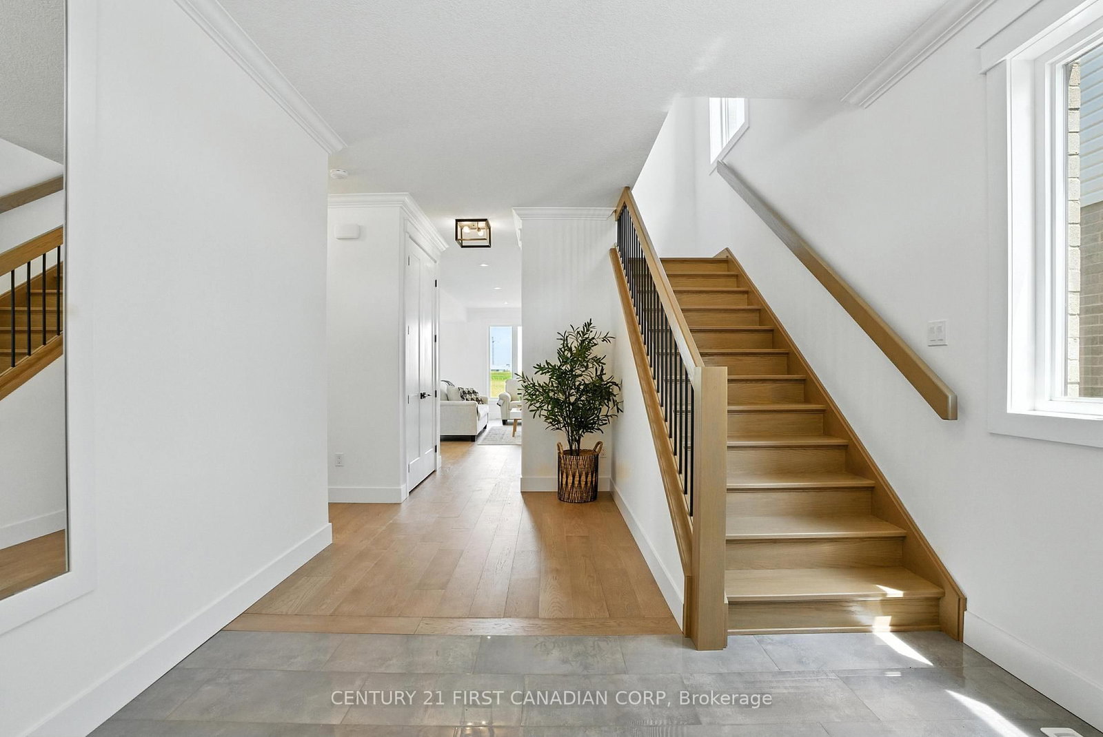 Listing Image 13