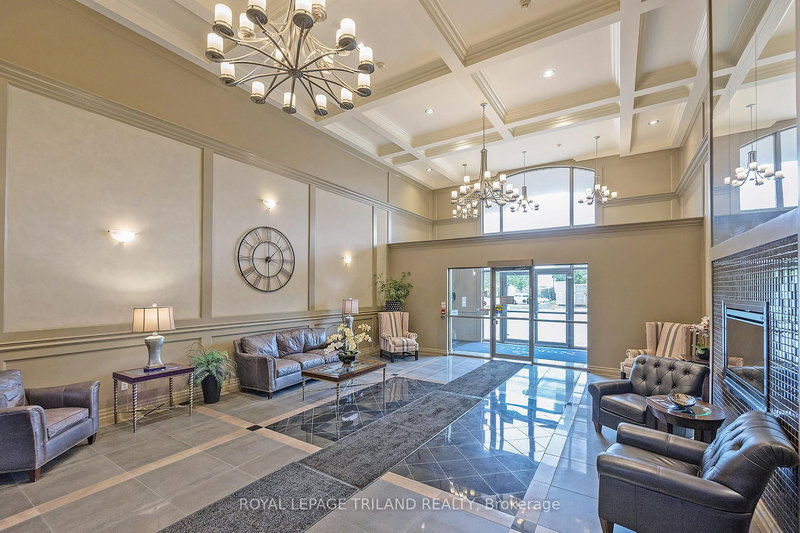 1403 - 1030 Coronation Dr, London North, N6G 0G5 | Image 3