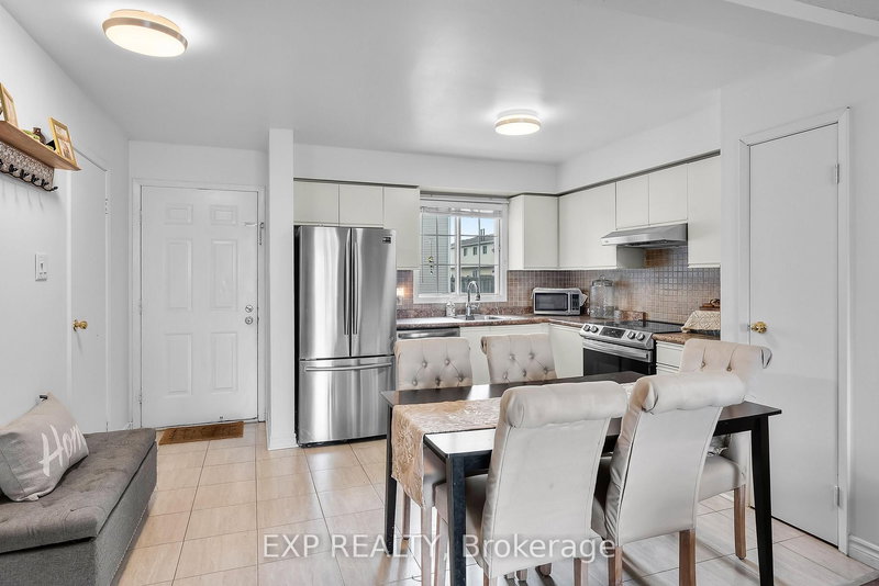 84 - 8141 Coventry Rd, Niagara Falls, L2H 2X7 | Image 2