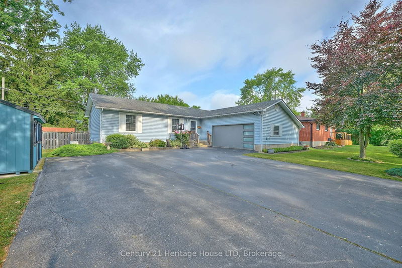 655 Parkdale Ave, Fort Erie - Crescent Park image-0-0