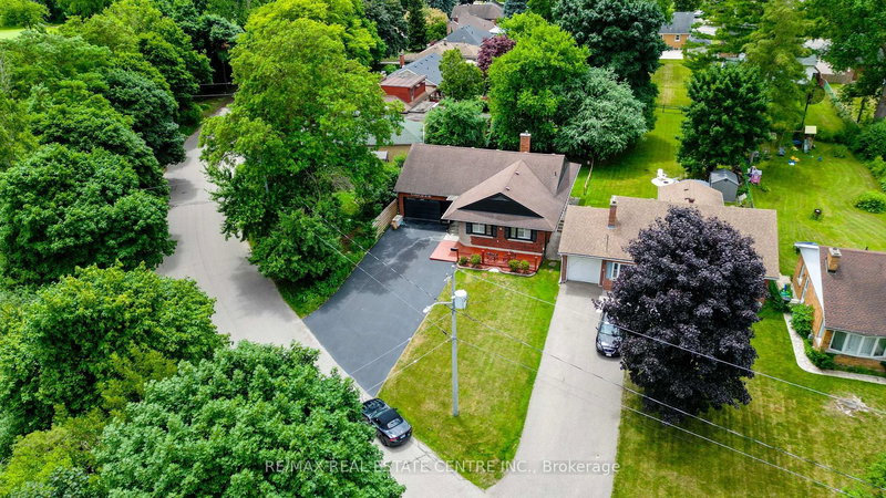 271 Bedford Rd, Waterloo, N2G 3A7 | Image 3