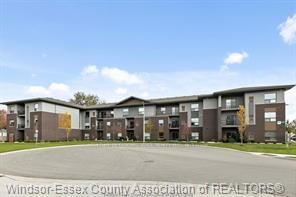 Unit 311 — 5840 Newman Blvd, LaSalle - LaSalle image-0-2