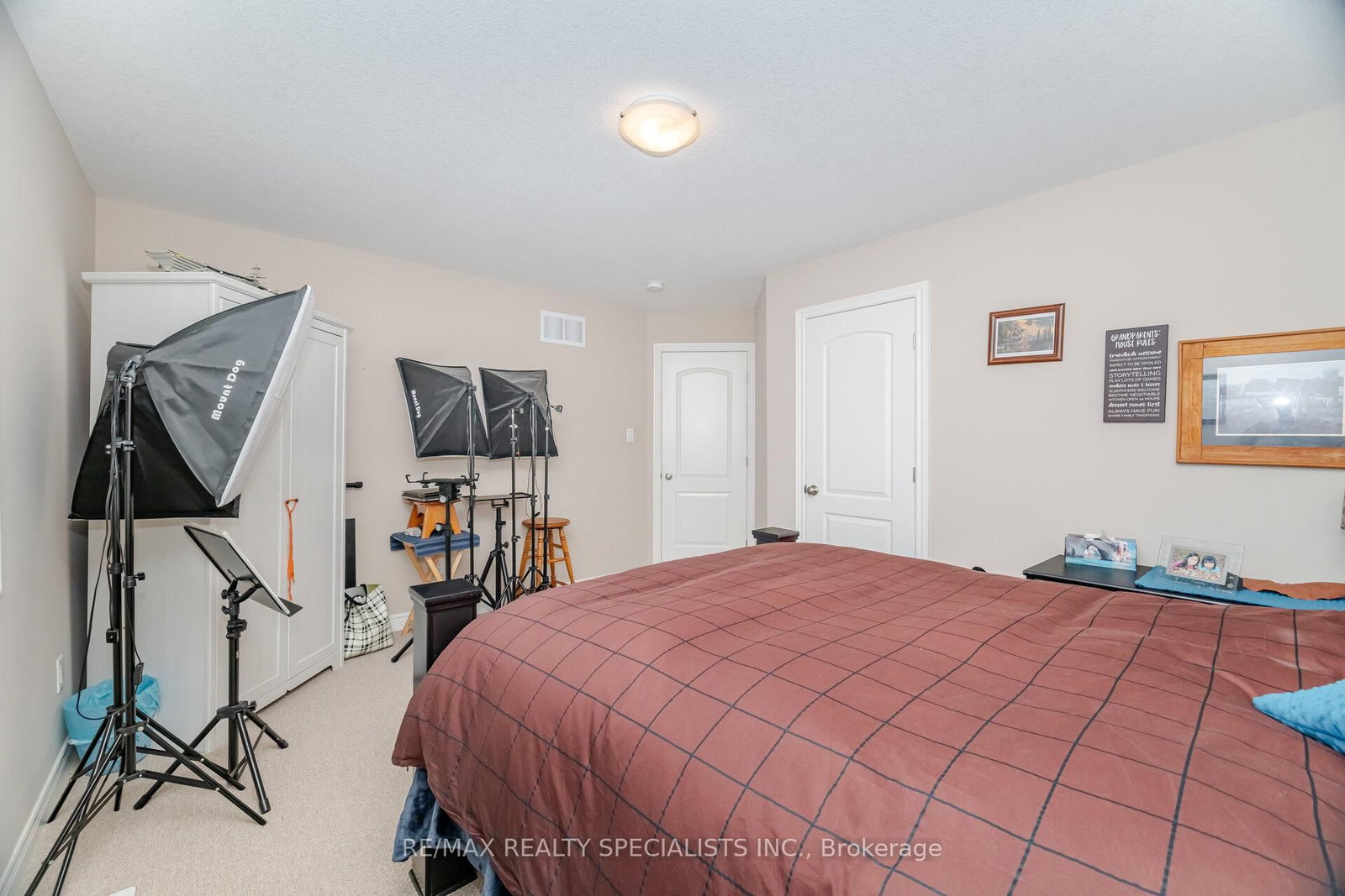 Listing Image 38