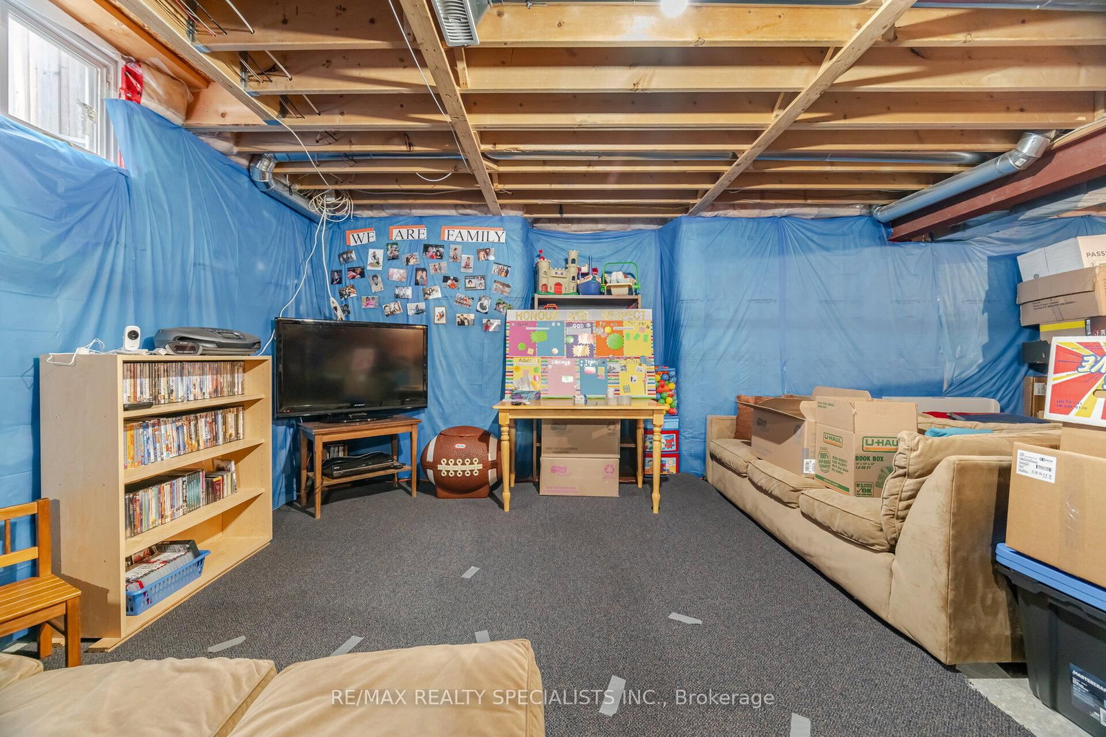 Listing Image 44