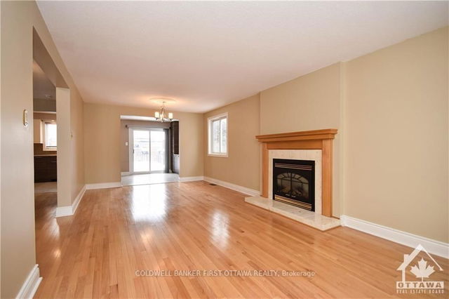 1883 DES PRAIRIES Avenue