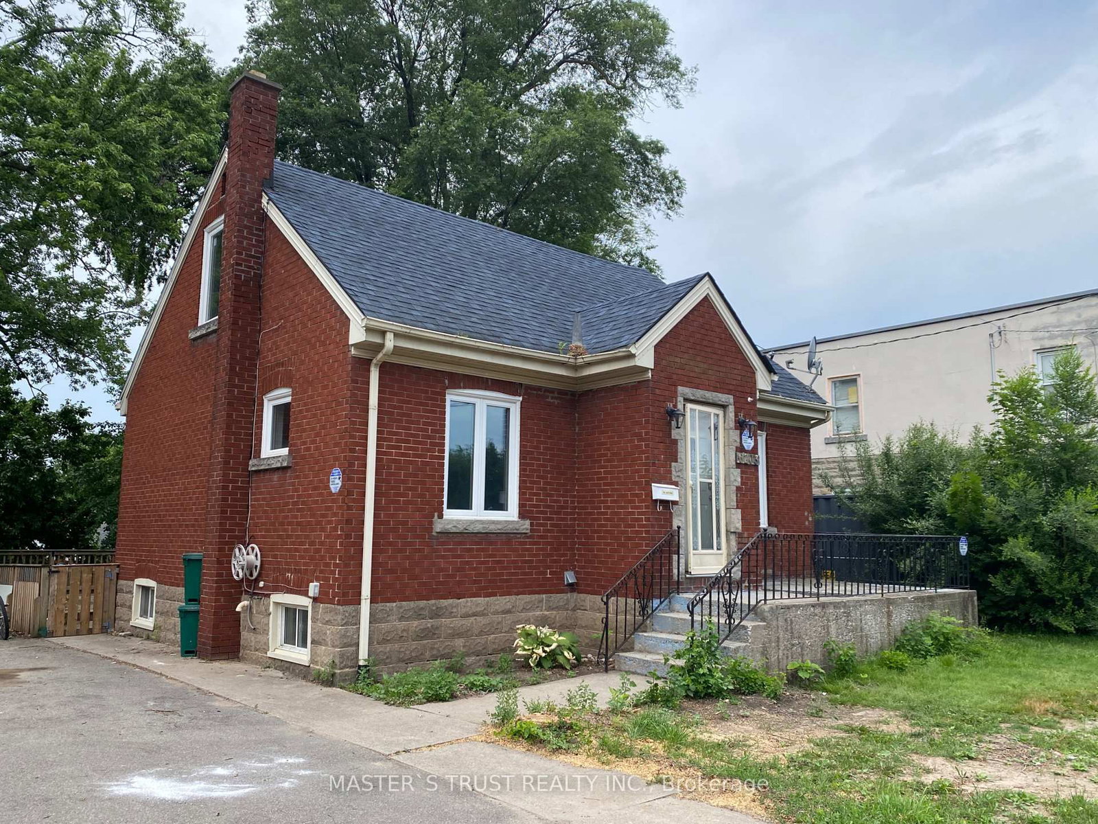 Listing Image 1