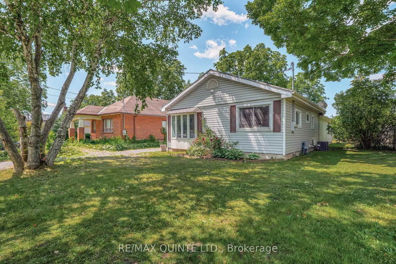 50 Prince Of Wales Dr, Belleville - Belleville Ward image-0-0