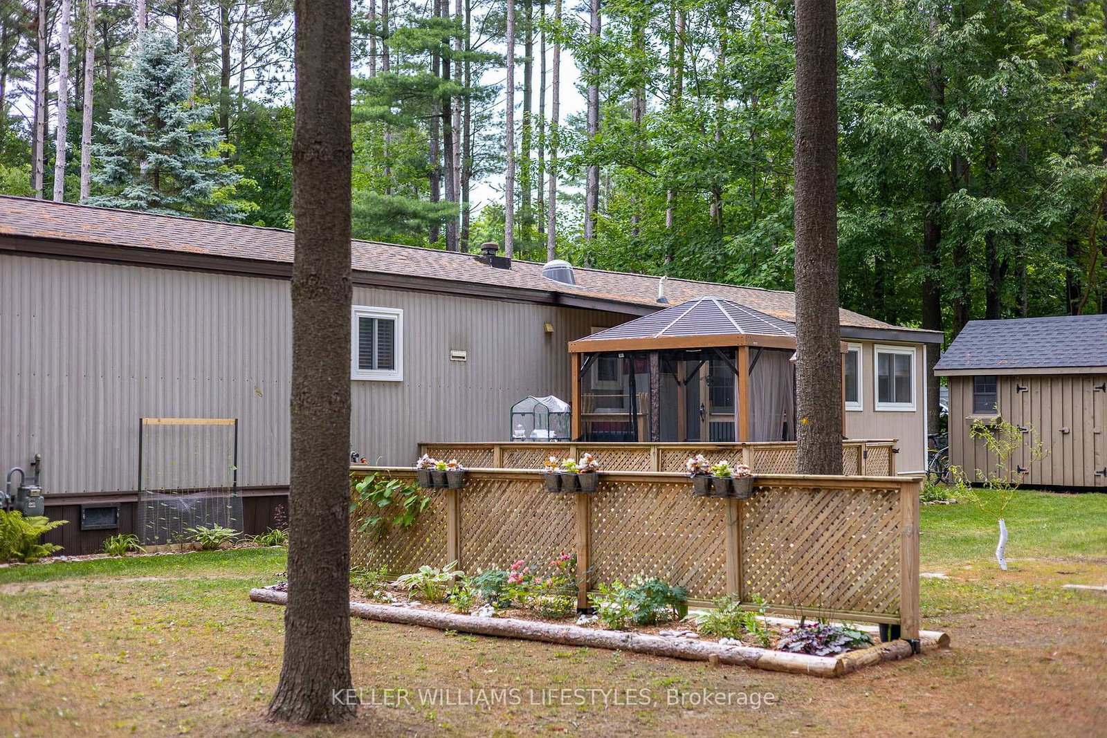 Listing Image 13