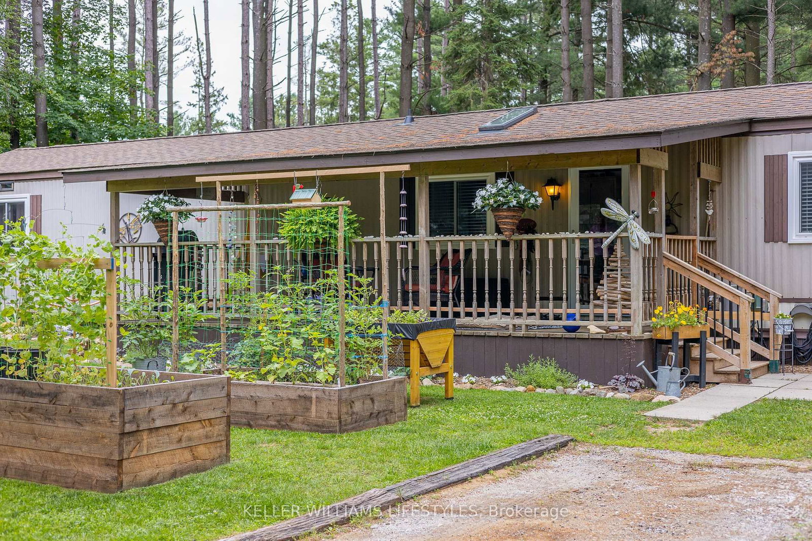 Listing Image 3