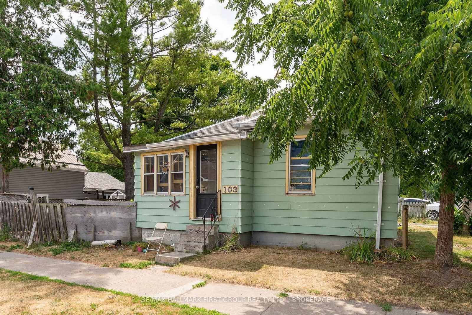Listing Image 12