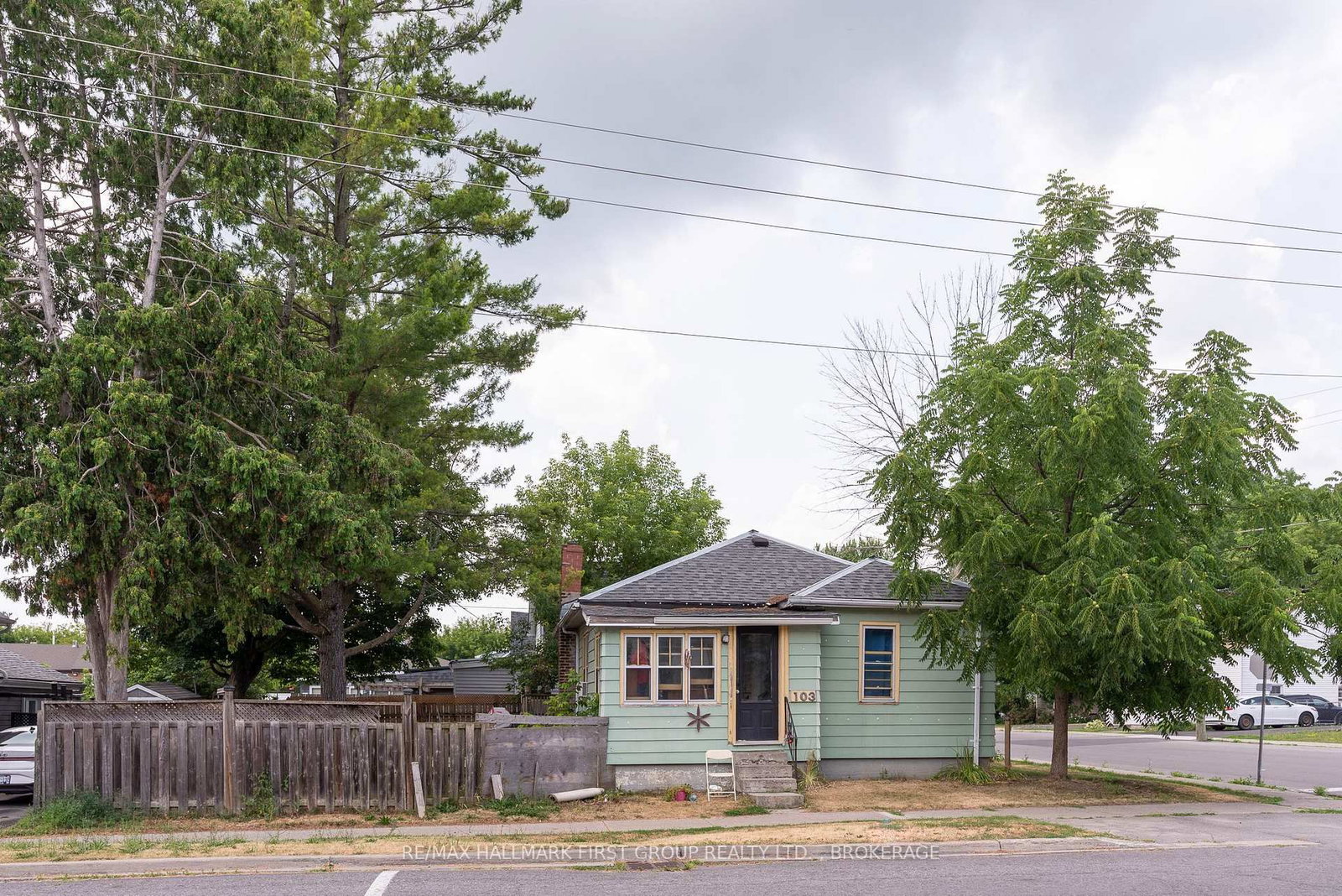 Listing Image 6